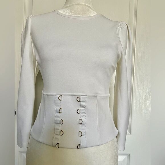 Express Women’s White Top Gold Accents Side Zipper Size Extra Small Stretch - Picture 1 of 11